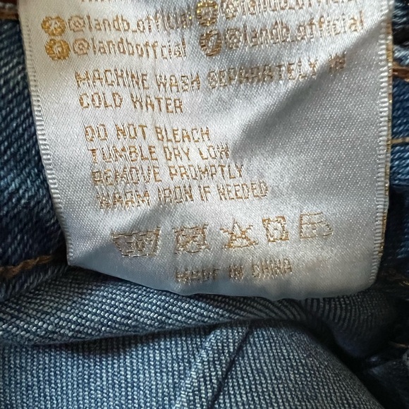 Home Folk Dallas Distressed Women's Light Wash Blues
Flare Jeans - Picture 10 of 10